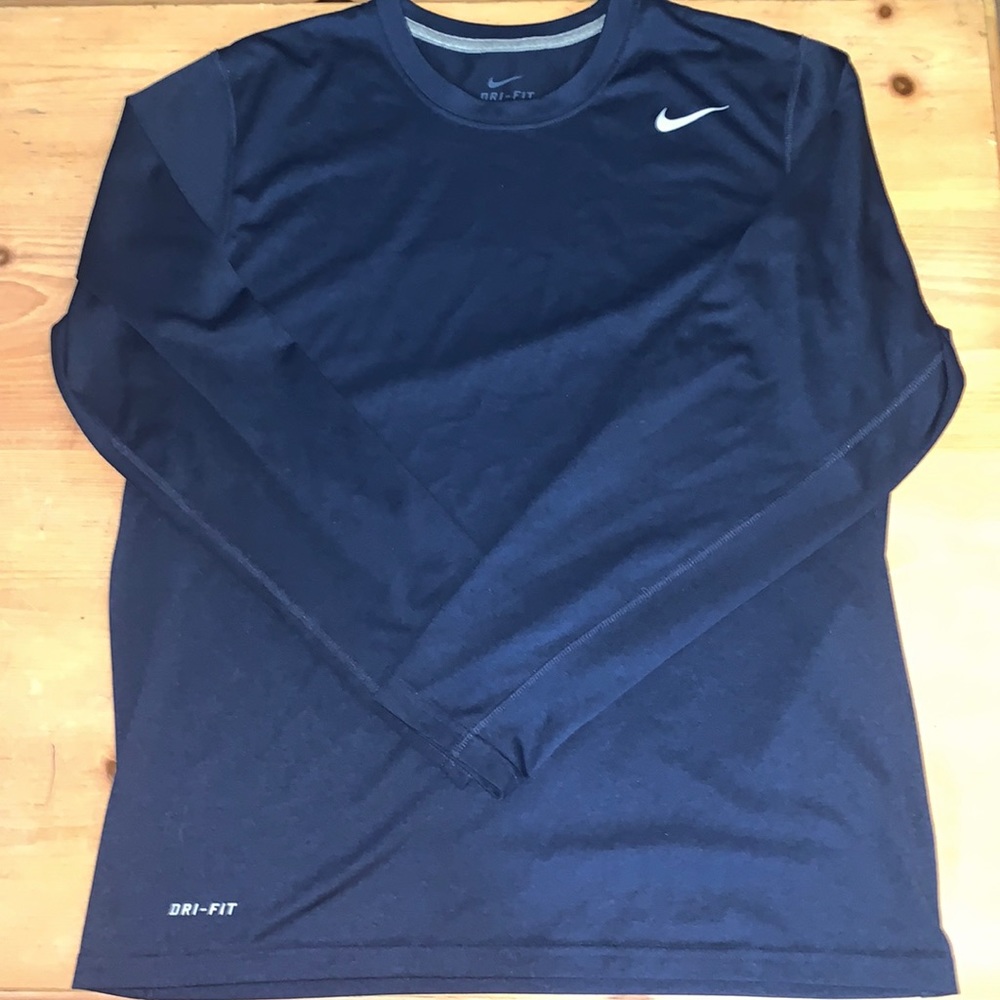 Men’s Medium Nike Navy Blue Long Sleeve